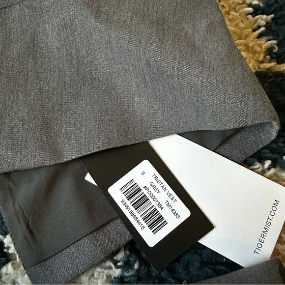 Tiger Mist Vest skirt set gray new - Picture 6 of 6